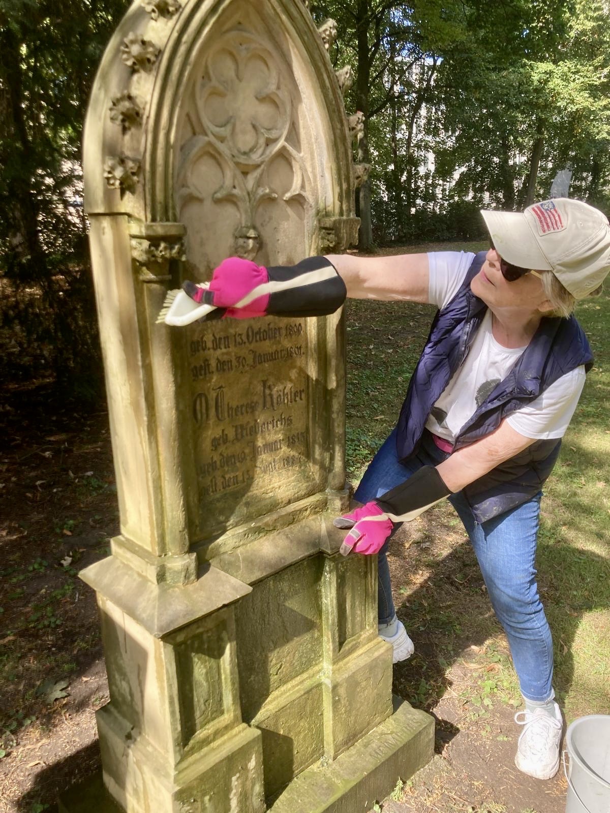 Patenschaftsgrab südl. Teil, Maler Christian Köhle